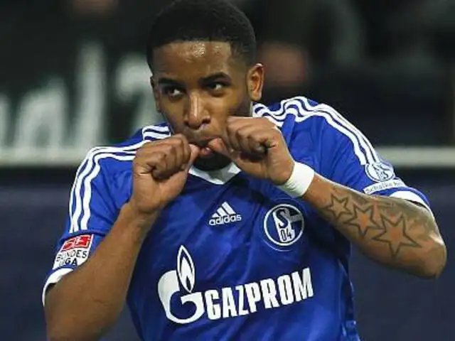 Jefferson Farfán reapareció con gol en la victoria del Schalke 04