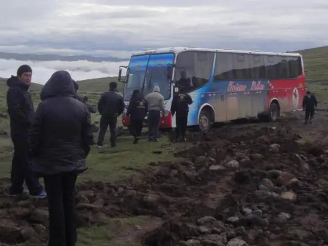 Huancavelica: delincuentes asesinan a dos policías en atraco a ómnibus