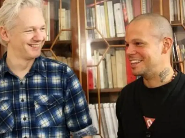 VIDEO: #Multi_Viral, la canción de Calle 13 con Julian Assange