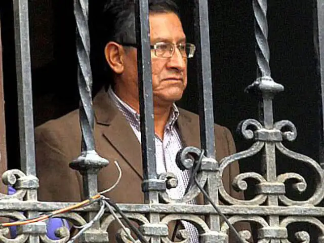 El asesor presidencial Adrián Villafuerte renunció por escándalo López Meneses