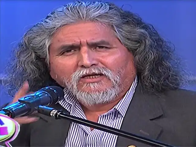 Sentimiento ayacuchano: Manuelcha Prado nos interpretó su tema ‘Huérfano pajarillo’