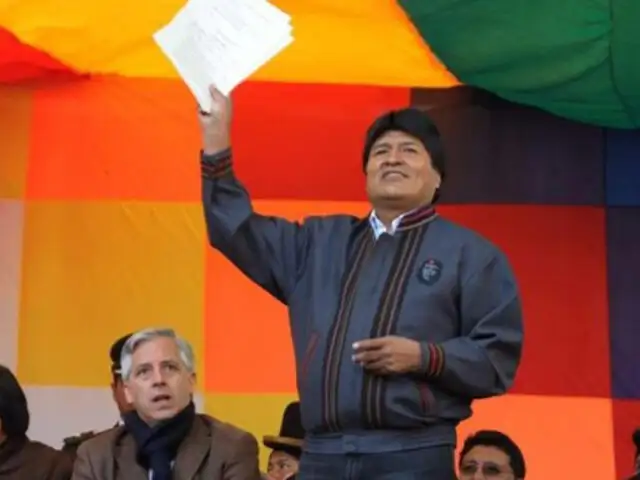 Evo Morales decreta doble aguinaldo a funcionarios como ‘regalo navideño’