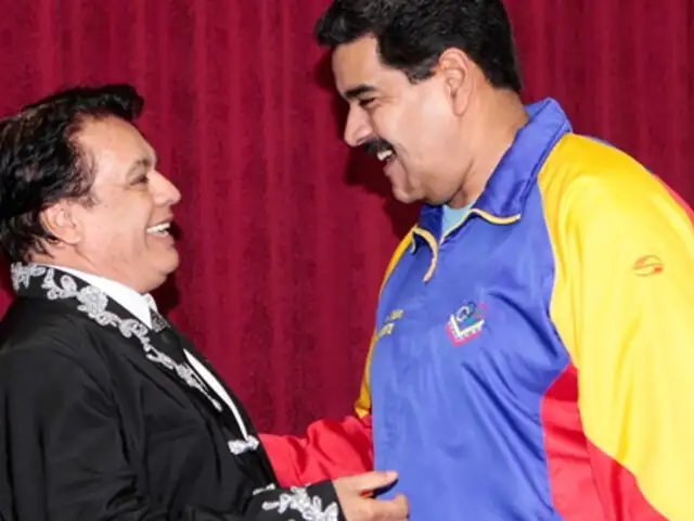 Juan Gabriel cantó "Las mañanitas" a Nicolás Maduro por su cumpleaños