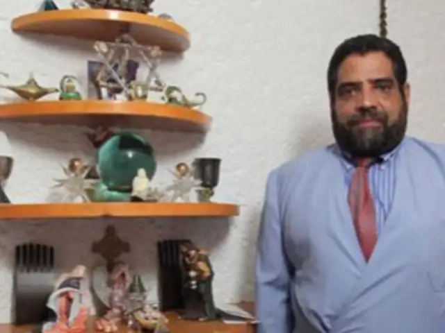 Odontólogo mexicano cura a sus pacientes con medicina 'alienigena'