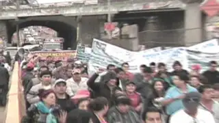 Noticias de las 7: protestan por obras de puente Alipio Ponce en SJM