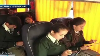 Programa ofrece a escolares estudiar mientras viajan en el bus escolar