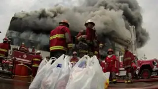 Incendio en La Victoria: Bomberos pasaron penurias para sofocar llamas