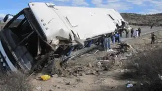 Ayacucho: volcadura de bus interprovincial deja tres muertos y 15 heridos