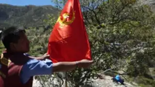 Terroristas derriban torres de alta tensión y colocan banderas en Ayacucho