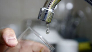Sedapal restringe suministro de agua en cinco distritos de Lima