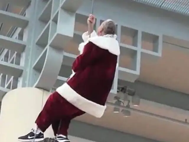 VIDEO: simpáticas anécdotas de Papá Noel cumpliendo su trabajo en Navidad