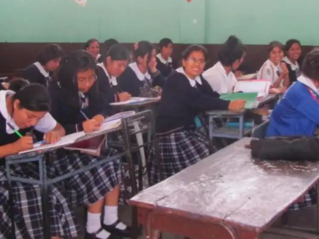 Iquitos: Abrieron proceso legal contra profesora que exigía coima a escolares