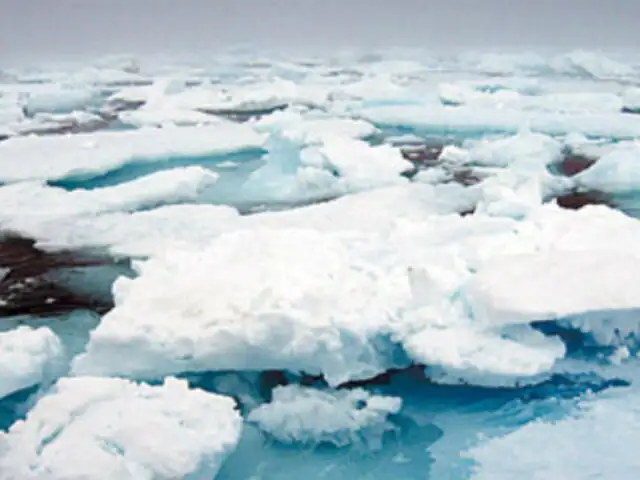 Descubren enorme reserva de agua bajo hielo de Groenlandia