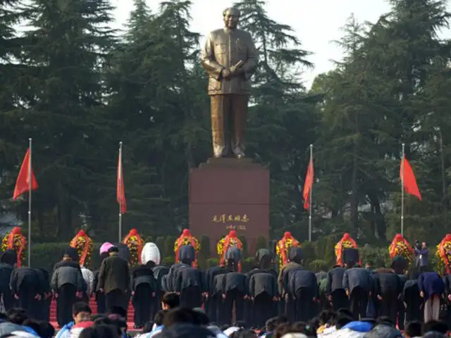 China celebra los 120 años del nacimiento de su fundador Mao Tse Tung