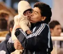 Diego Maradona: Si mi nieto juega en Independiente, me la corto’