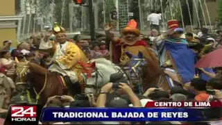 Municipio de Lima celebró tradicional Bajada de Reyes junto a la población