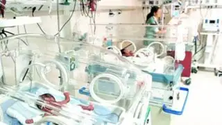 Huaycán: equipo de 24 Horas halla incubadoras abandonadas en hospital