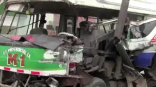 Surco: accidente de tránsito en avenida Benavides dejó seis heridos