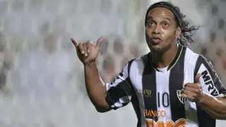 Ronaldinho le dijo no al Besiktas  y renovó contrato con el Atlético Mineiro