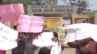 San Juan de Lurigancho: padres de colegio protestan por cobros indebidos