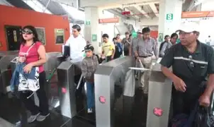 Familias podrán seguir usando tarjetas compartidas en Metro de Lima