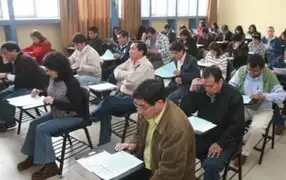 Viceministro Martín Vegas exige sanción a universidad por examen a profesores