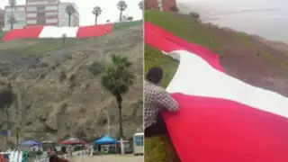 Fallo de La Haya: bandera peruana gigante cubre malecón de Barranco
