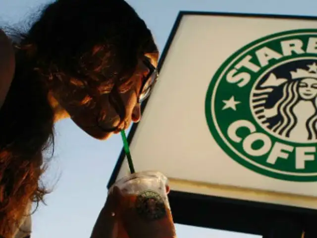 Mujer sobrevivió todo un año consumiendo sólo productos de Starbucks