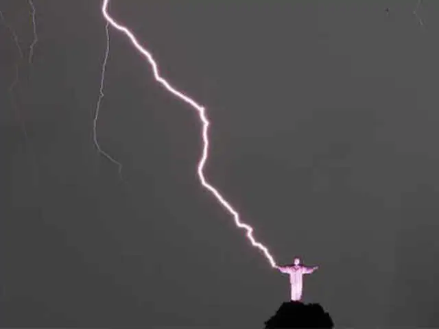 FOTOS: rayo descargó en las manos del Cristo Redentor de Brasil