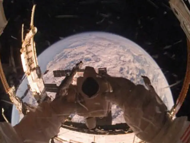 FOTOS: impresionates ‘selfies’ tomados por los astronautas en el espacio