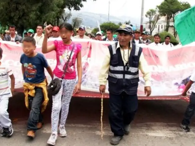 Cajamarca: Denuncian que antimineros usan niños como escudos en marchas
