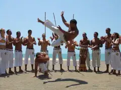 Capoeira, la única disciplina que une el arte marcial, la danza y el deporte