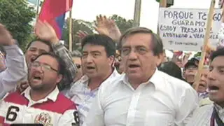 VIDEO: decenas de peruanos realizaron plantón frente a la embajada de Venezuela