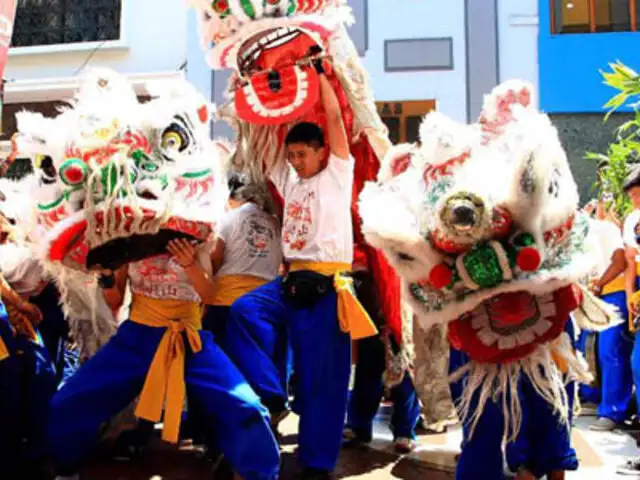 Enemigos Públicos recibió el Año del Caballo de Madera en el Barrio Chino