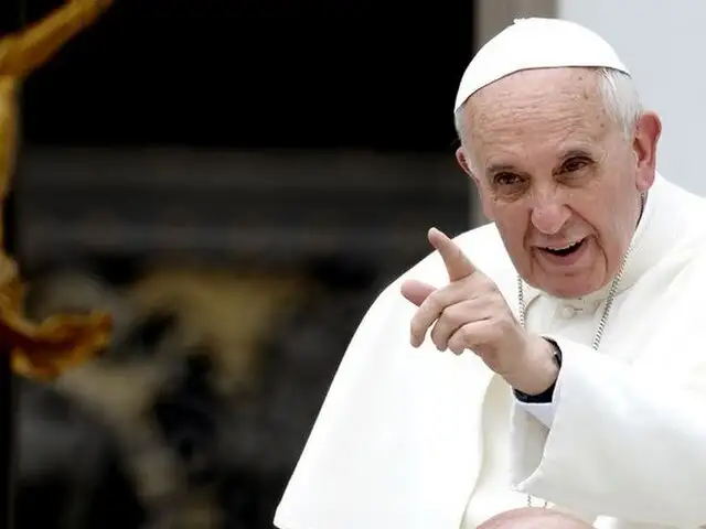 Papa Francisco invita a los jóvenes a valorar la virginidad y la pureza