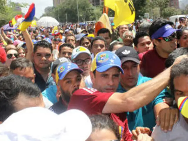 Capriles: Los venezolanos no somos violentos y no creemos en ese camino