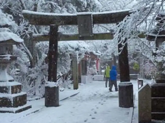 Doce muertos y 1.500 heridos por intensa tormenta de nieve en Japón