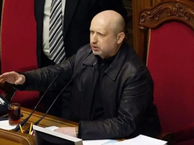 Ucrania designa a jefe del Parlamento como presidente interino