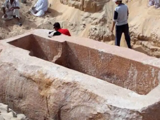 Egipto: investigadores descubren un ataúd intacto del año 1600 a.C