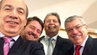 Alan García se suma a la fiebre del selfie: se fotografió junto a expresidentes