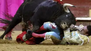España: torero Enrique Ponce resulta herido por corneada de toro durante corrida