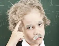 ¿Es cierto que Einstein era un pésimo alumno? Conoce sus notas escolares