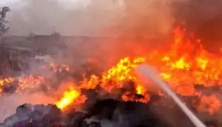 Huachipa: Incendio de gran magnitud consume fábrica textil en Cajamarquilla