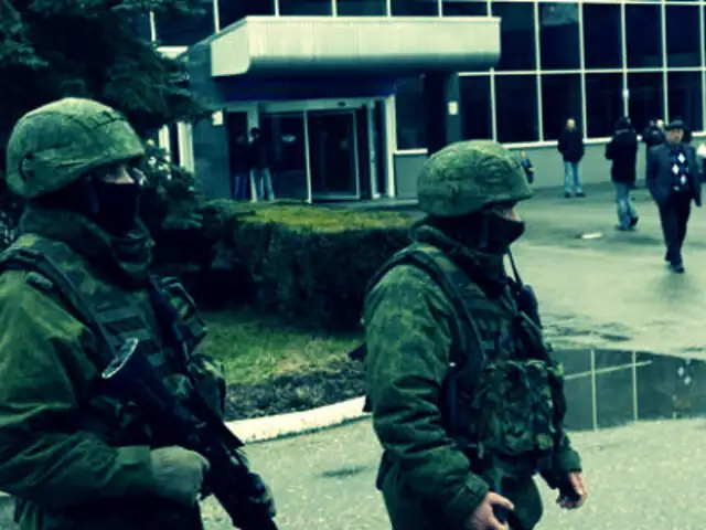 Militares ucranianos dimiten masivamente en Crimea