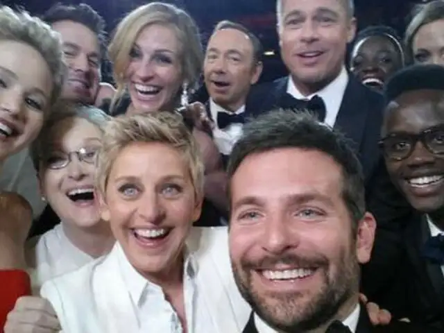 ‘Selfie’ de Ellen DeGeneres en los Óscar vale mil millones de dólares