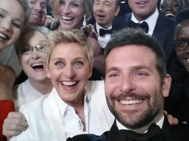 Polémica entre Apple y Samsung por "selfie" tomado en los Óscar