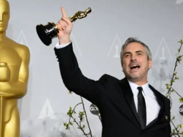 Alfonso Cuarón es el primer latinoamericano en recibir un Oscar a Mejor Director