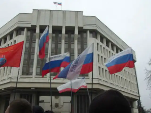 Crimea: Parlamento aprueba incorporación a Rusia y convoca referéndum