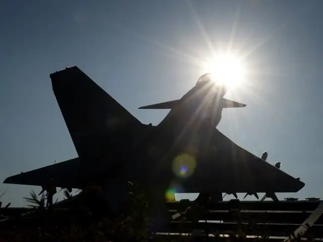 Militares de Turquía derribaron avión sirio que se acercó a su frontera