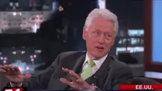 Bill Clinton: No me sorprendería la visita de extraterrestres a la Tierra